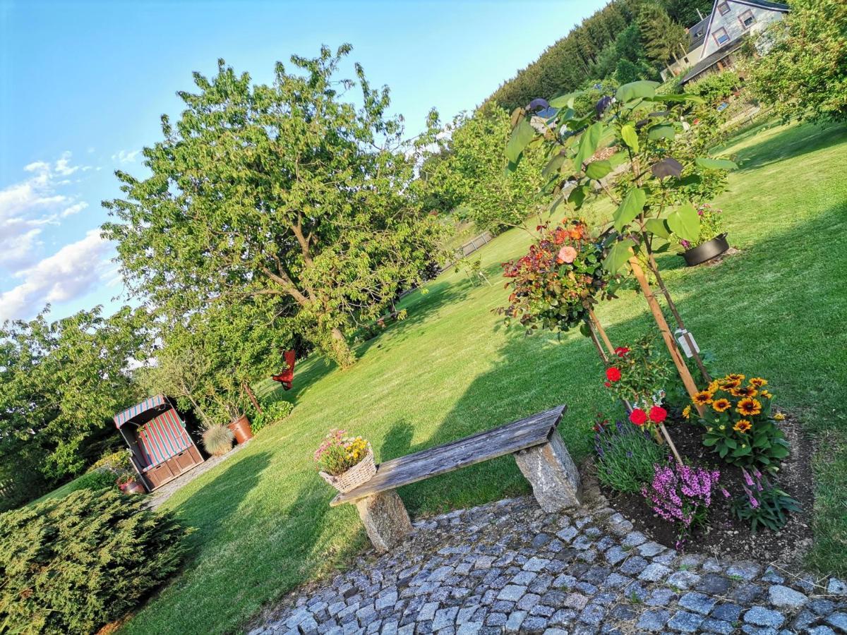 Ferienwohnung Landidyll ザールブルク エクステリア 写真