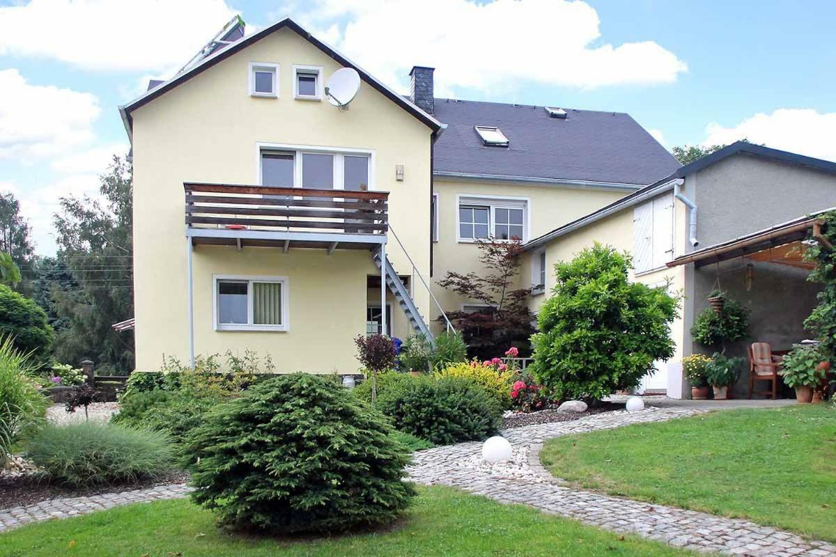Ferienwohnung Landidyll ザールブルク エクステリア 写真